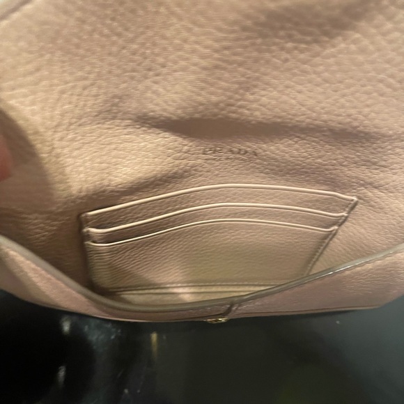 GUC Prada Vitello Move Envelope clutch with unbranded chain - Picture 4 of 7